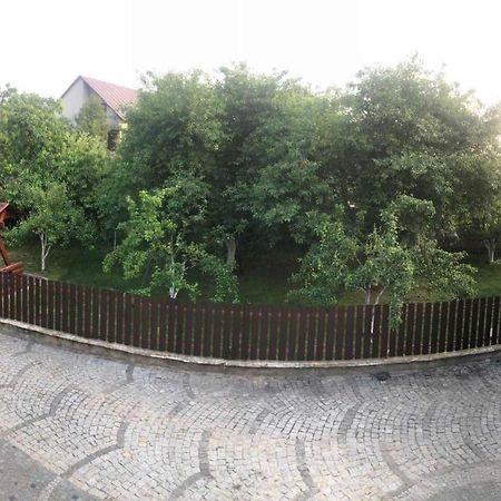 Катерина Hotel Chynadiyovo Exterior foto